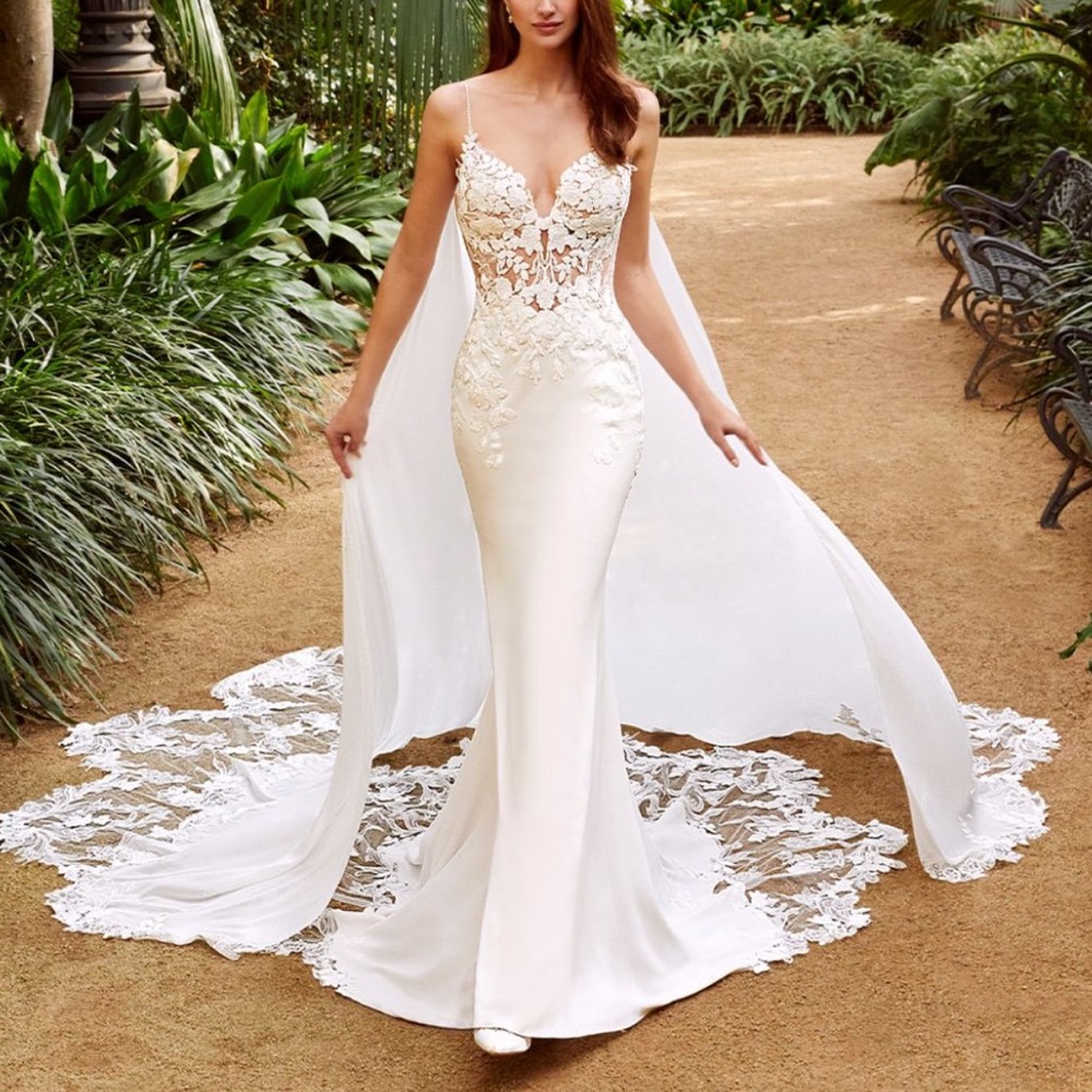 Enzoani Pearl Wedding Dress
